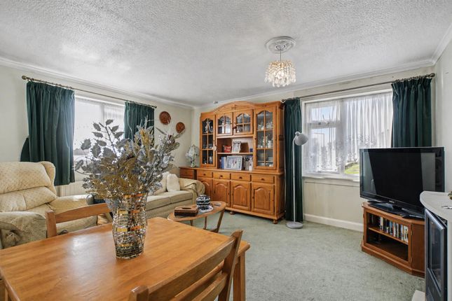Flat 11, Victoria Court, Albert Road, Nottingham photo 2