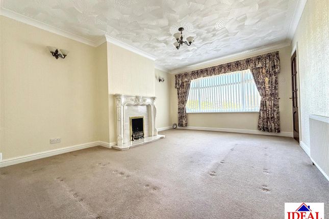 13, Sherwood Drive, Skellow, Doncaster photo 2