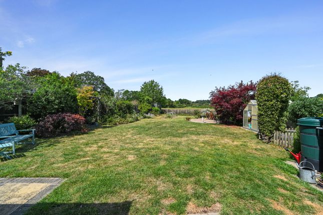 24, Strickmere, Colchester photo 2