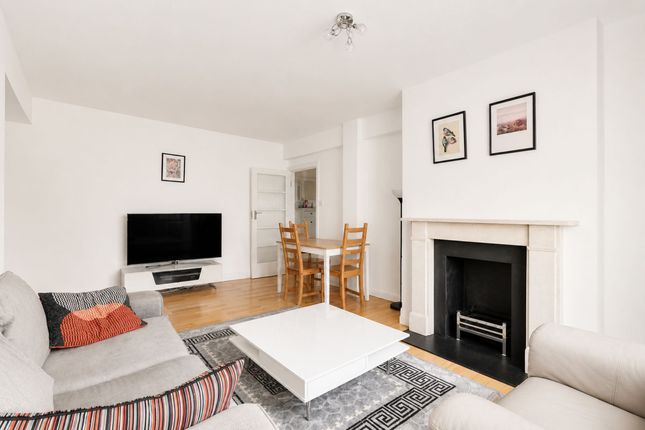 Flat 33, Portsea Hall Portsea Place, London photo 3