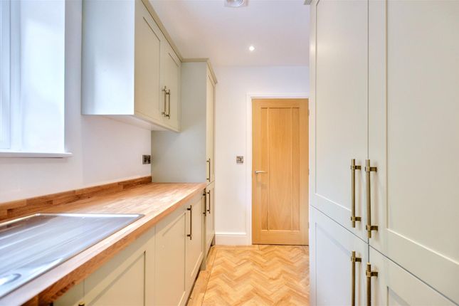 Utility Room_2.Jpeg