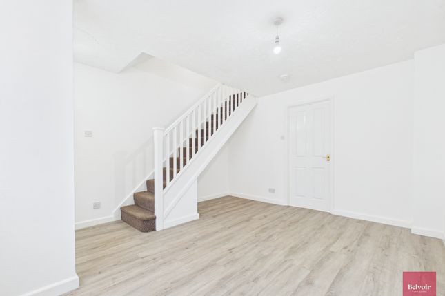 6, Clos Ysbyty,  Cimla, Neath photo 4
