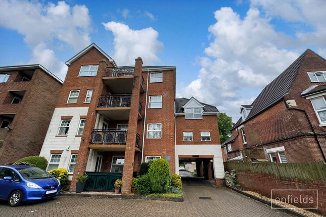 Flat for sale in 61 Westwood Road, Southampton