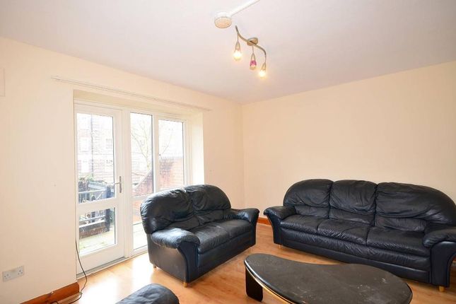 Thumbnail Flat to rent in Hillrise Mansions, Waltersville Road, Archway, London