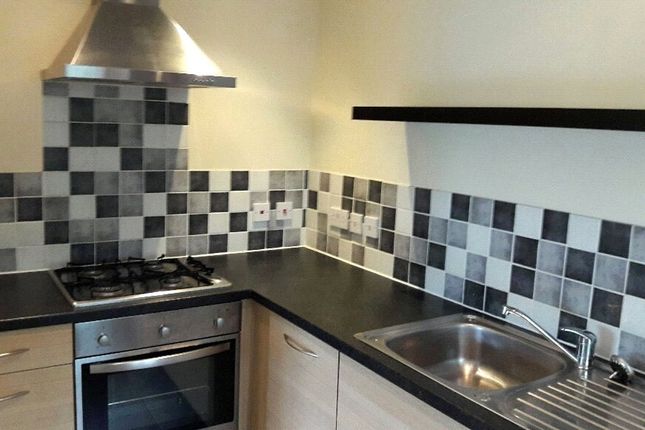 12, Watery Court, Merseyside photo 4