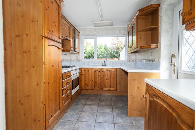 5 Foxleigh Grove, Shrewsbury photo 3