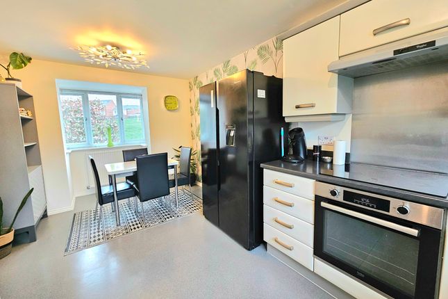 15 Jackdaw Road, Birmingham photo 4