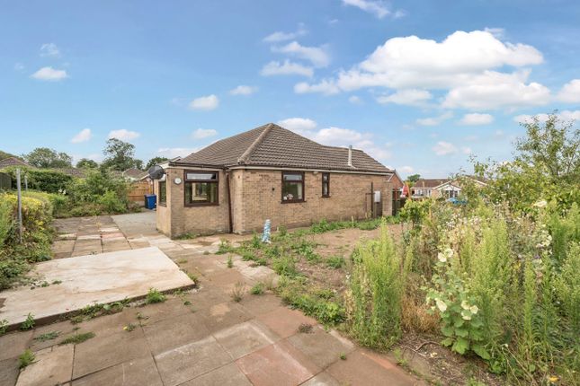 Bungalow for sale in Newbolt Close, Caistor, Market Rasen, Lincolnshire