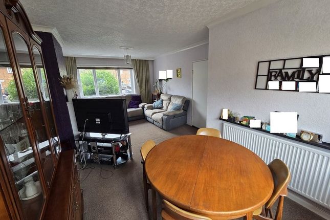 22, Leys Wood Croft, Birmingham photo 5