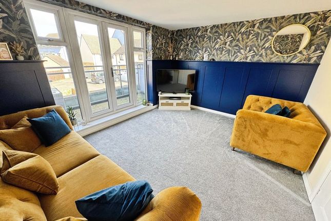 124, King Oswald Drive, Blaydon-On-Tyne photo 2