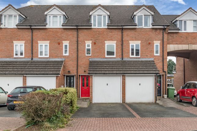 Thumbnail Terraced house for sale in Feckenham Road, Headless Cross, Redditch, Worcestershire