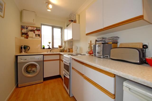 Buckingham Road, Bicester photo 3