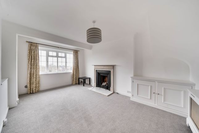 44 Kelvedon Close, Kingston Upon Thames photo 3