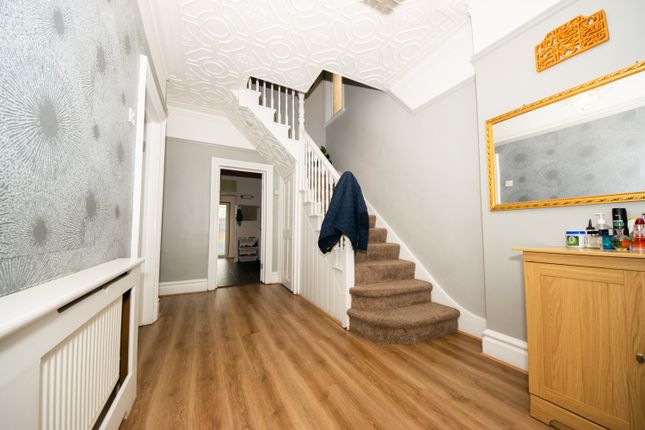 279, Wanstead Park Road, Redbridge photo 2