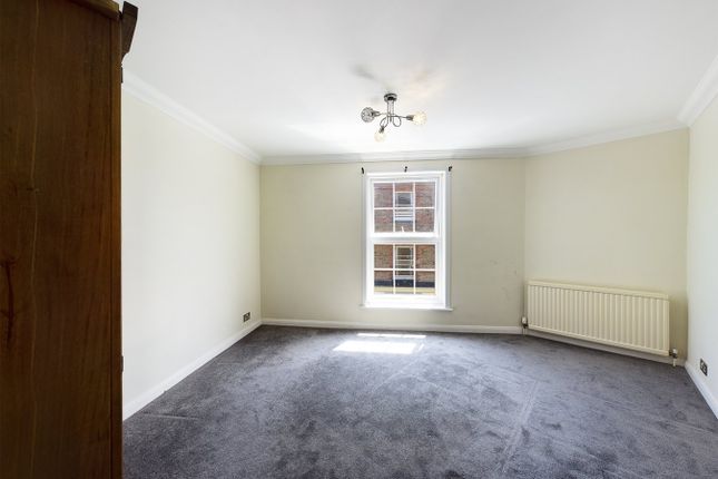 2 Serene Court, York Street, Broadstairs photo 4