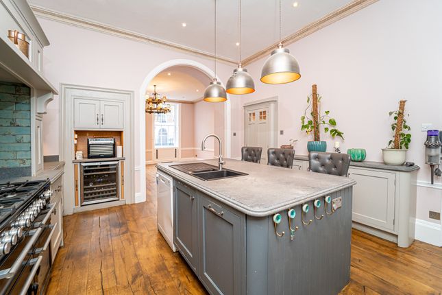 Flat 1, 28, John Street, Bloomsbury photo 4