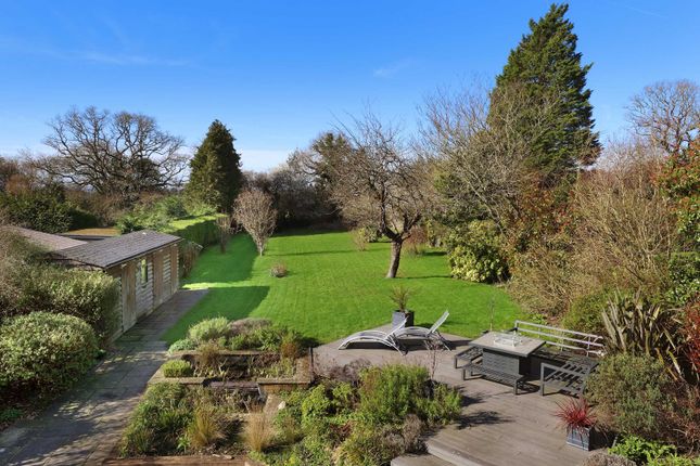 Oakleaf Cottage,, Sandpits Lane, Penn photo 2