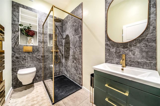 Flat B, 145, Amhurst Road, London photo 4
