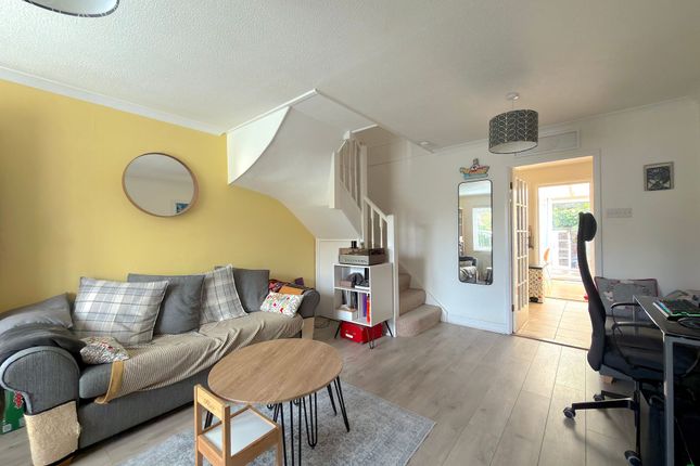 48 Hazebrouck Road, Faversham photo 2