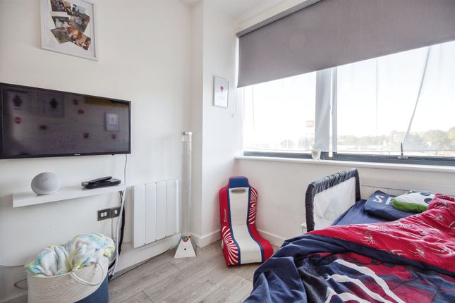 Flat for sale in Kings Road, Stevenage