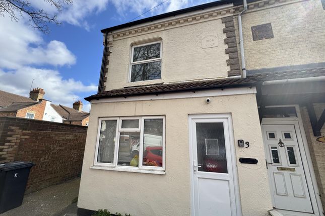 4-bed terraced on 3, Milton Road, Peterborough, £50,000