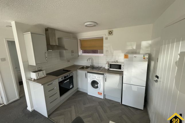 4, West Hill House, Hednesford photo 3