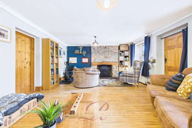 1 Bryn Hyfryd, Main Road, Holywell photo 3
