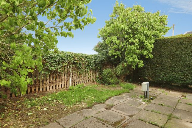 15, St. Oswalds Park, Newark photo 2