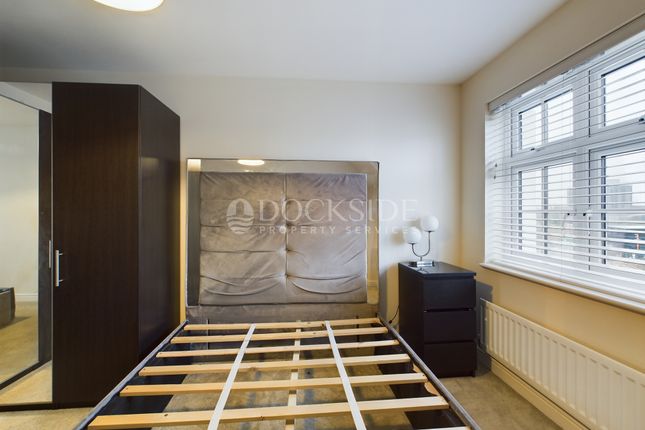 2 bed property for rent in Germander Avenue, Halling, Rochester ME2