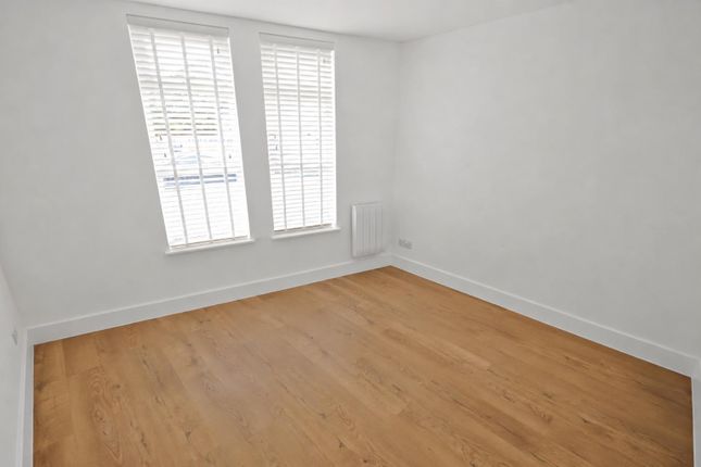Flat F, 90 Salisbury Street, Northampton photo 5
