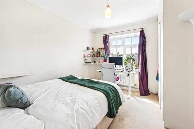 Flat for sale in Acanthus Road, London