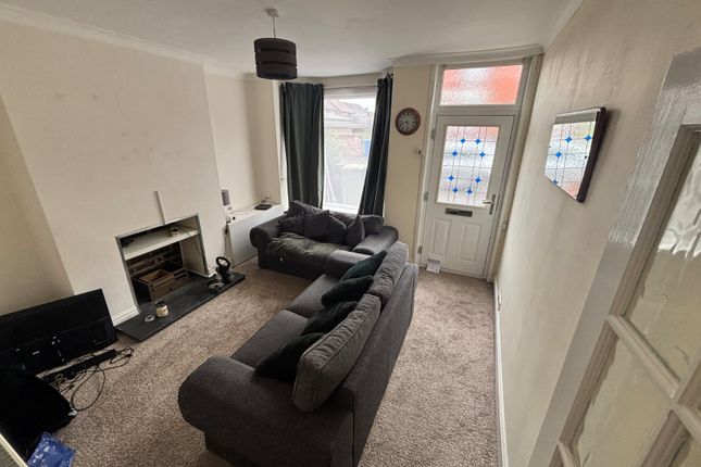 53, Coronation Road, Chesterfield photo 5