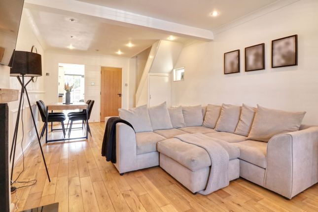 76, Cambridge Road, Sawbridgeworth photo 4