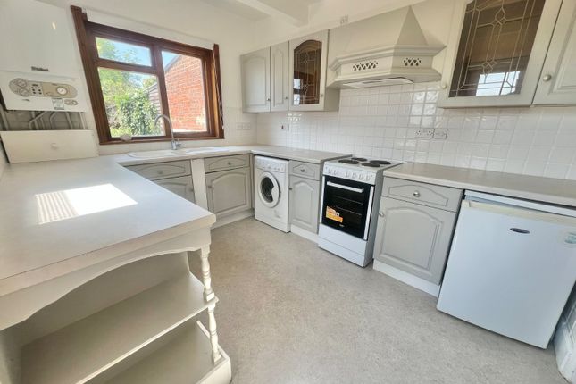 56, Newton Road, Hampshire photo 2