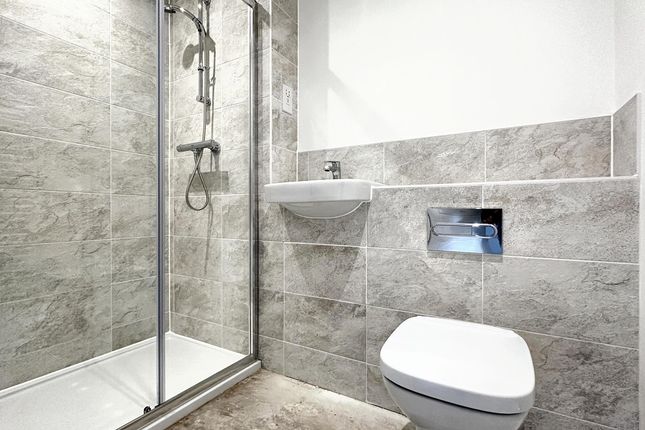13 Spindle Way, Gloucester photo 5