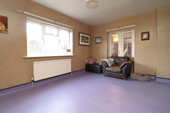 Detached house for sale in Hull Road, Eastrington, Goole