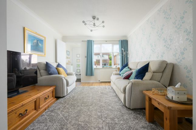 4, South Larch Road, Dunfermline photo 2
