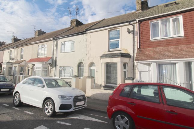 2 Bedroom Houses to Buy in Gillingham, Kent - Primelocation