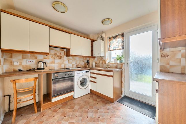 10 Court Crescent, Swanley photo 3