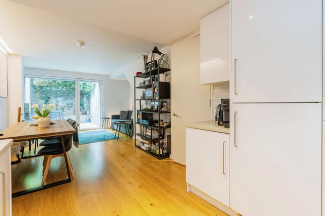 Flat for sale in Balmore Street, Dartmouth Park