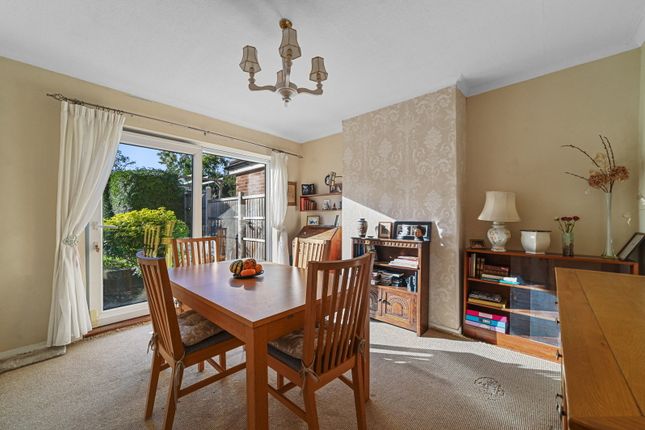 20, Rous Road, Buckhurst Hill photo 3