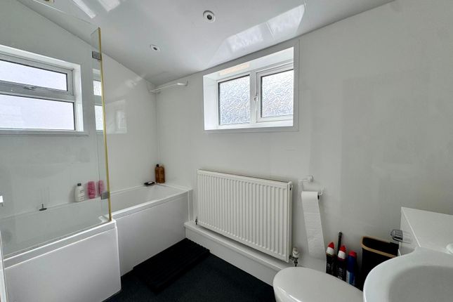 53 Ernest Street, Merthyr Tydfil photo 4