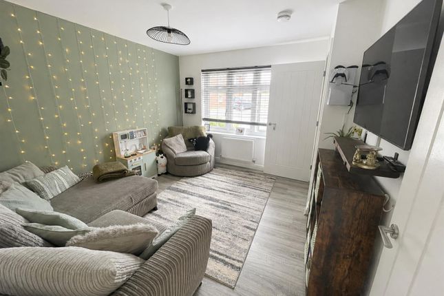 31, Ffordd Y Merlod, Swansea photo 3