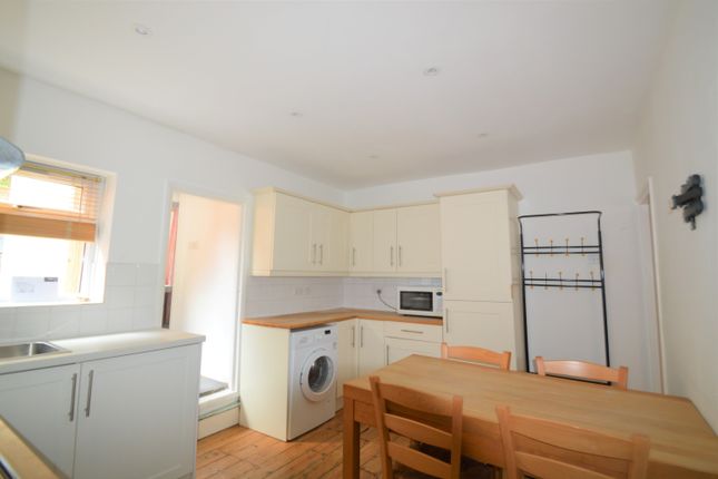 44, Admaston Road, London photo 3