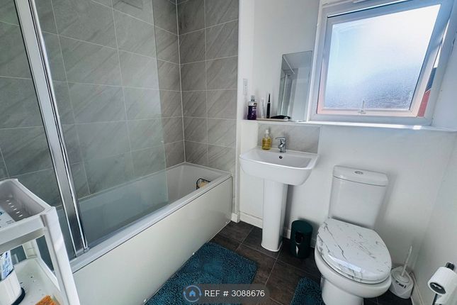 The Moorings, Coventry photo 5