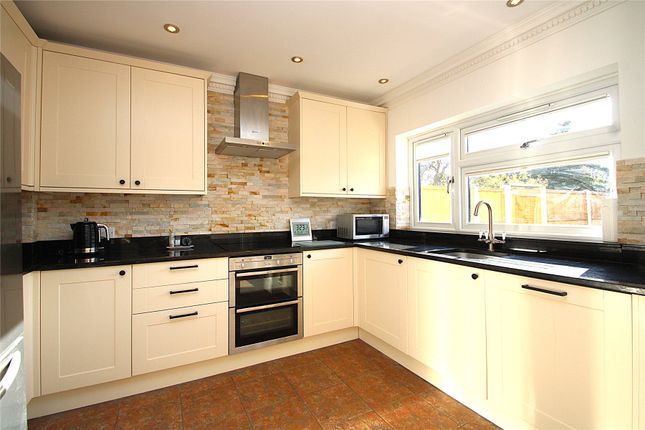 8, Garden Road, Surrey photo 2
