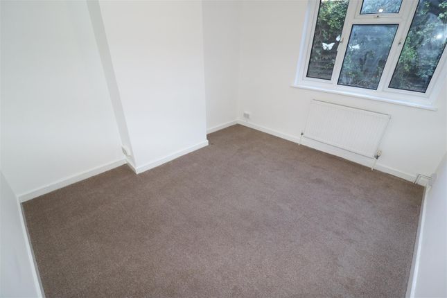 Flat to rent in Bestwood Street, Surrey Quays, London