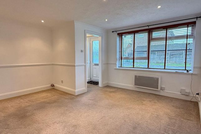 11, Truleigh Court, Upper Beeding photo 2