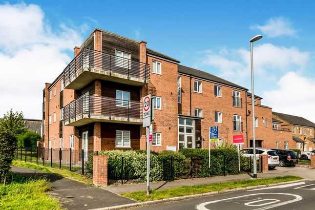 Flat to rent in Swarcliffe Approach, Leeds