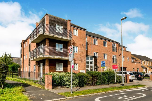 Thumbnail Flat to rent in Swarcliffe Approach, Leeds